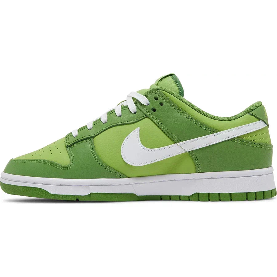 Nike Dunk Low - Green and white "Lime" Chlorophyll