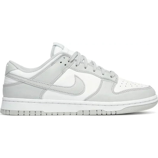 Nike Dunk Low - Grey and white Fog