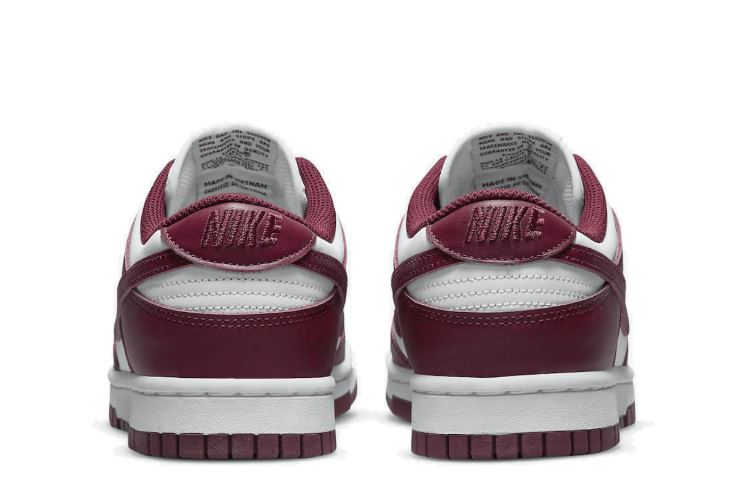 NIke SB dunks low Maroon